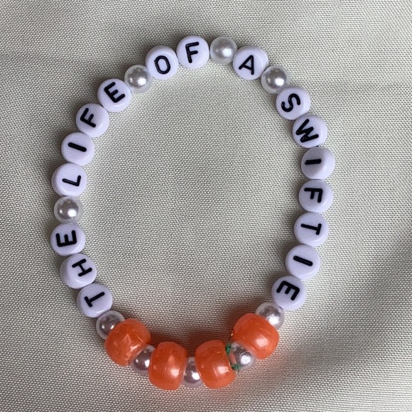 The Life of a Showgirl pack (5 pack) - Picture 5 of 6